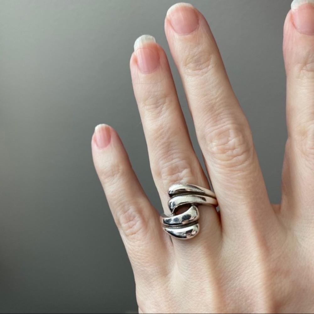 NEIMAN MARCUS Sterling Silver Bypass Modern Ring 6